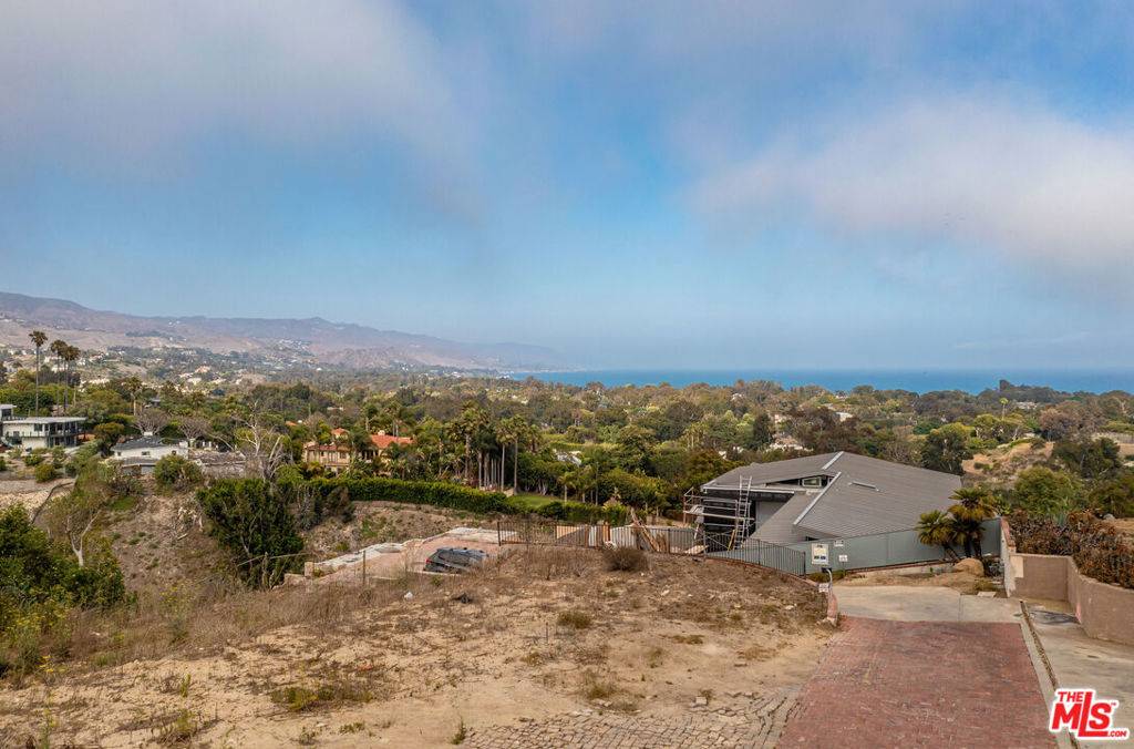 Malibu, CA 90265,6754 Dume DR