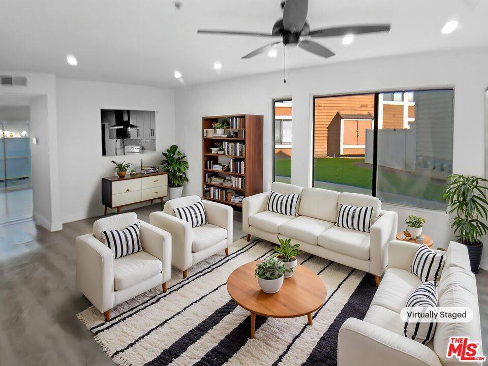 Lake Forest, CA 92630,25885 Trabuco RD #226