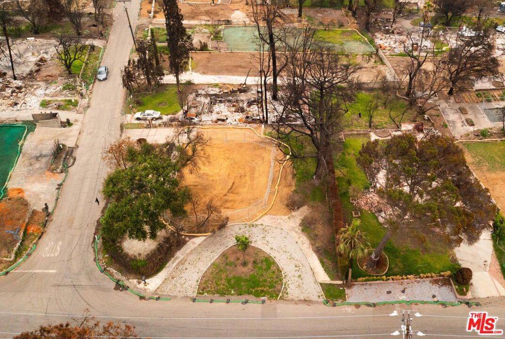 Altadena, CA 91001,2944 Santa Anita AVE