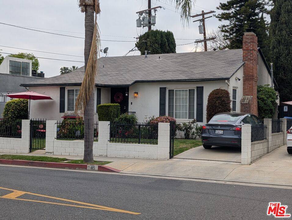 West Hollywood, CA 90046,7317 Santa Monica BLVD