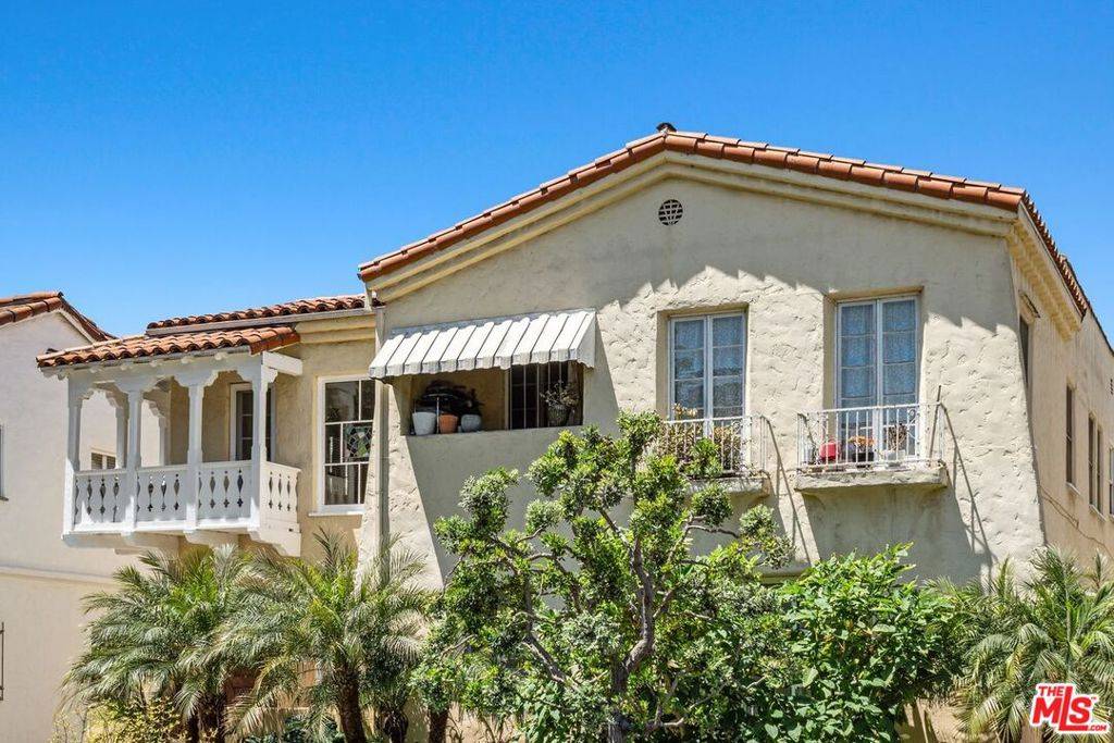 Los Angeles, CA 90036,347 N Curson AVE