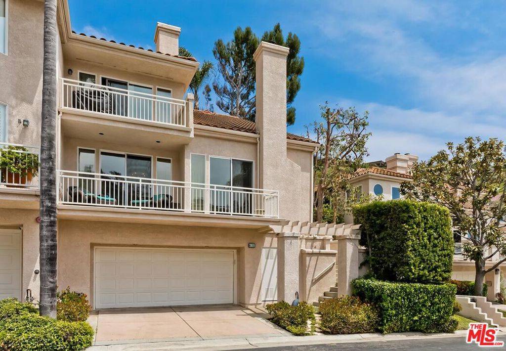Pacific Palisades, CA 90272,638 Palisades DR