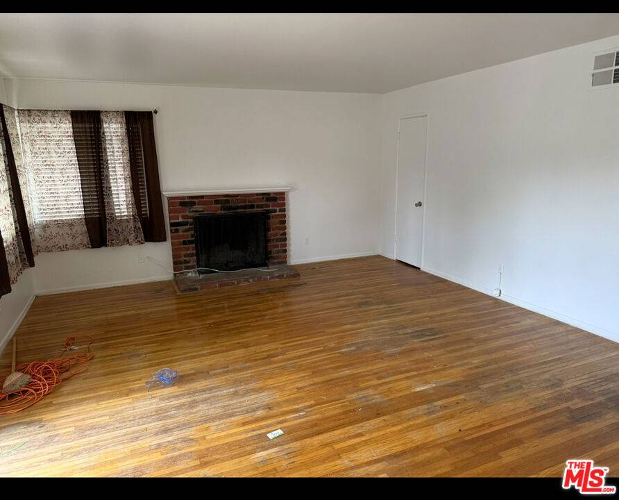 Lancaster, CA 93535,44250 Kirkland AVE