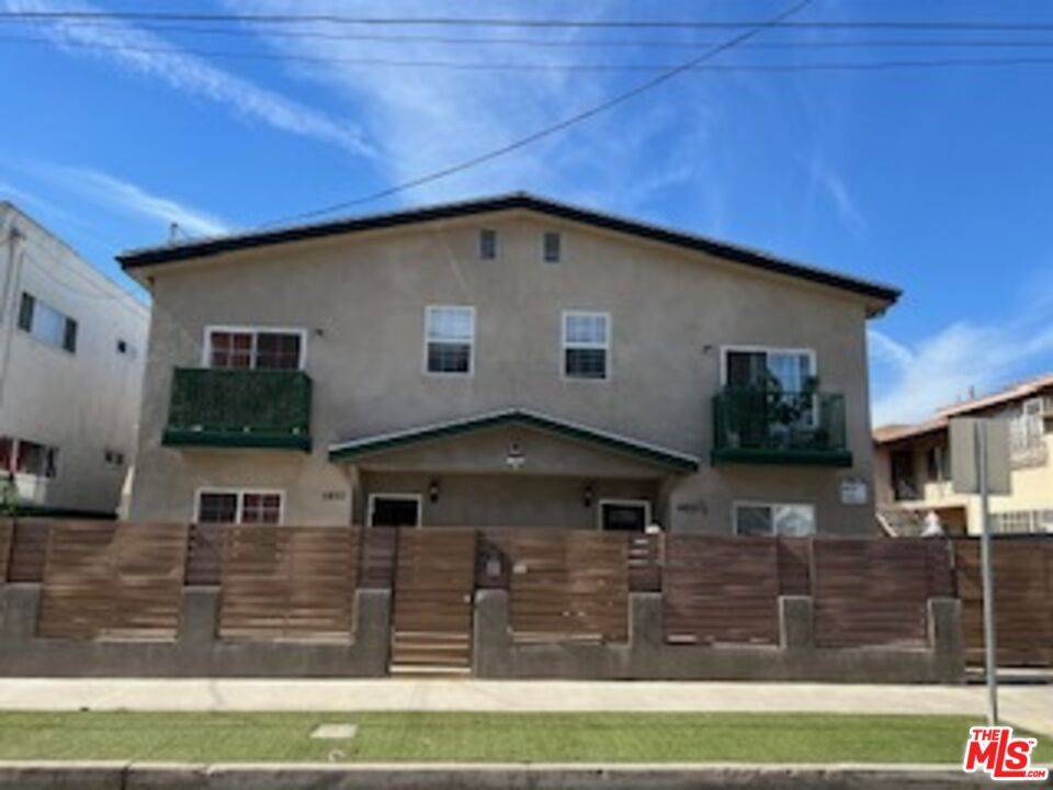 North Hollywood, CA 91605,6831 6831 1/2 Hinds AVE