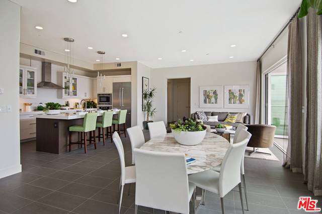 Playa Vista, CA 90094,12698 Sandhill LN #3