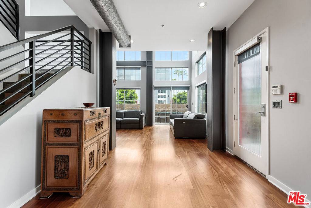 Playa Vista, CA 90094,5300 Playa Vista DR #12