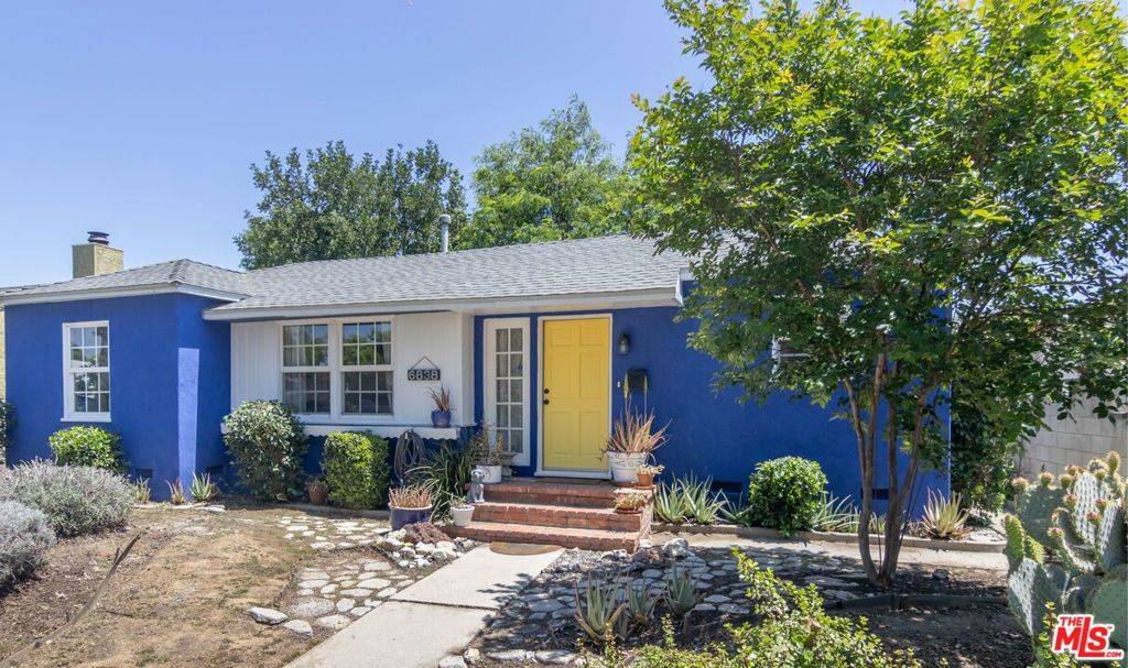 Reseda, CA 91335,6838 Yarmouth AVE
