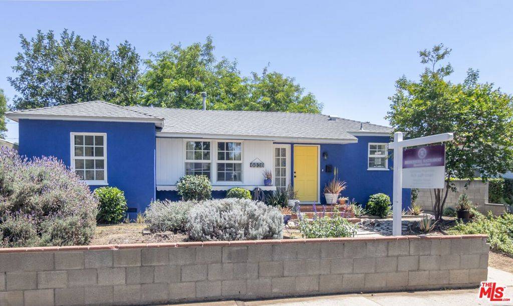 Reseda, CA 91335,6838 Yarmouth AVE