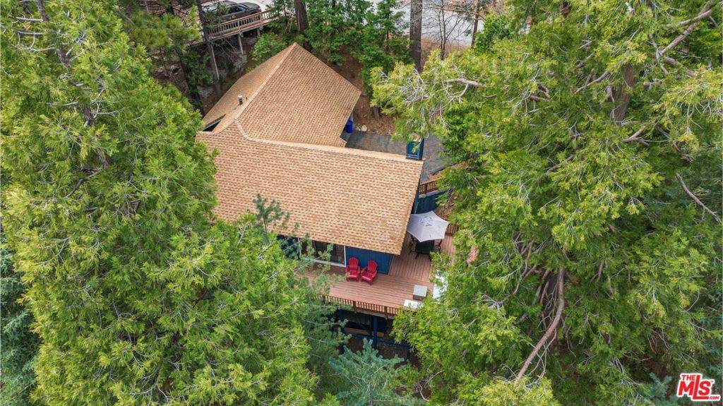 Twin Peaks, CA 92391,26645 Lake Forest DR