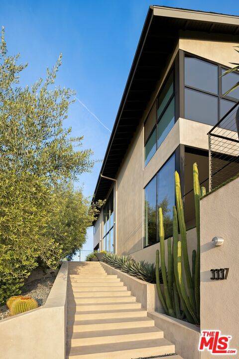 Beverly Hills, CA 90210,3337 Beverly Ranch RD