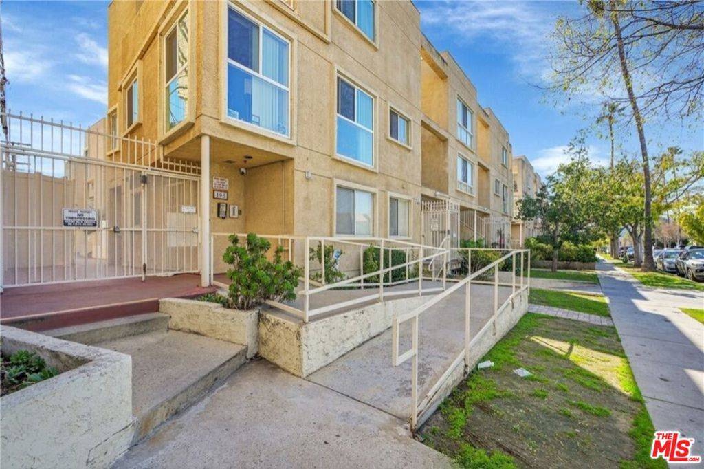Glendale, CA 91204,108 W Maple ST #7