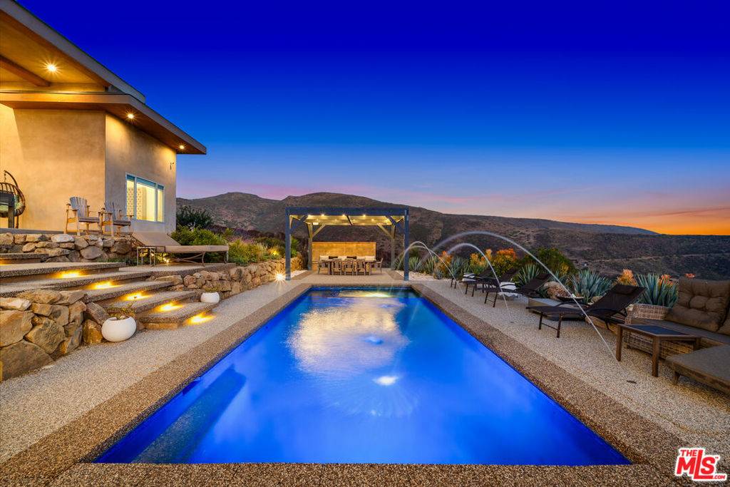 Malibu, CA 90265,10715 Yerba Buena RD