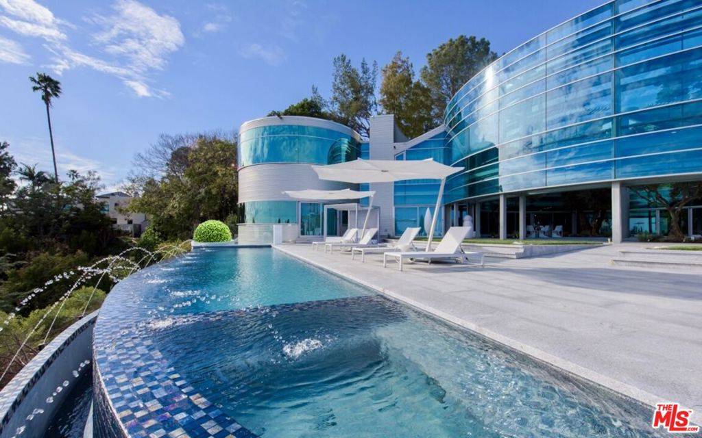 Beverly Hills, CA 90210,1169 Loma Linda DR