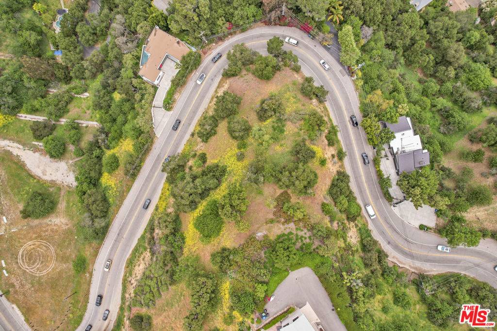 Studio City, CA 91604,3301 COLDWATER CANYON AVE