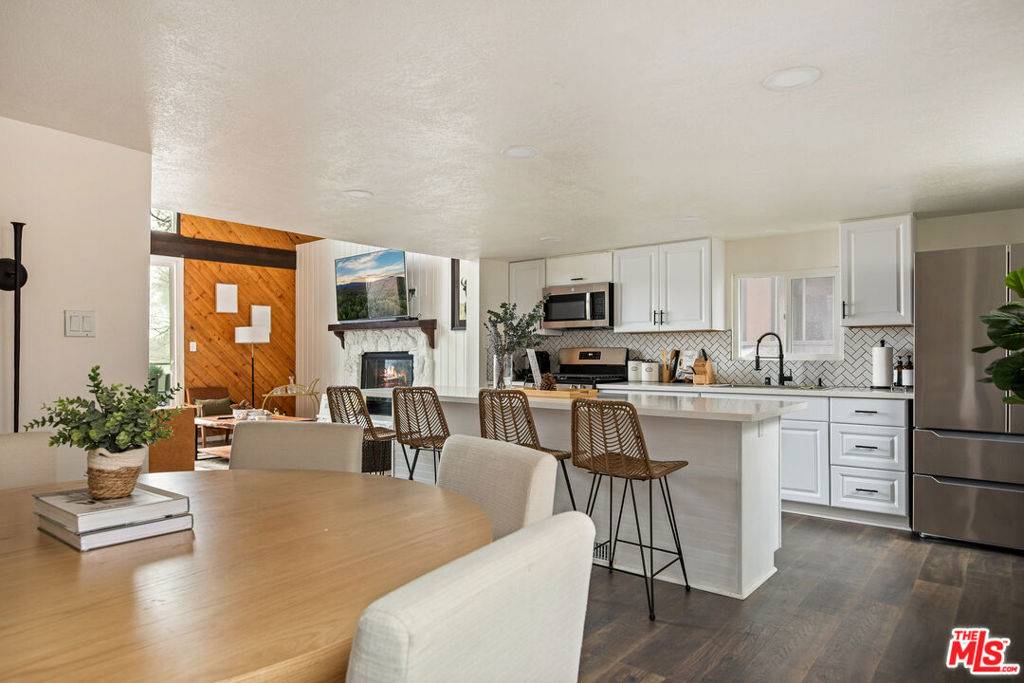 Lake Arrowhead, CA 92352,771 W Victoria CT