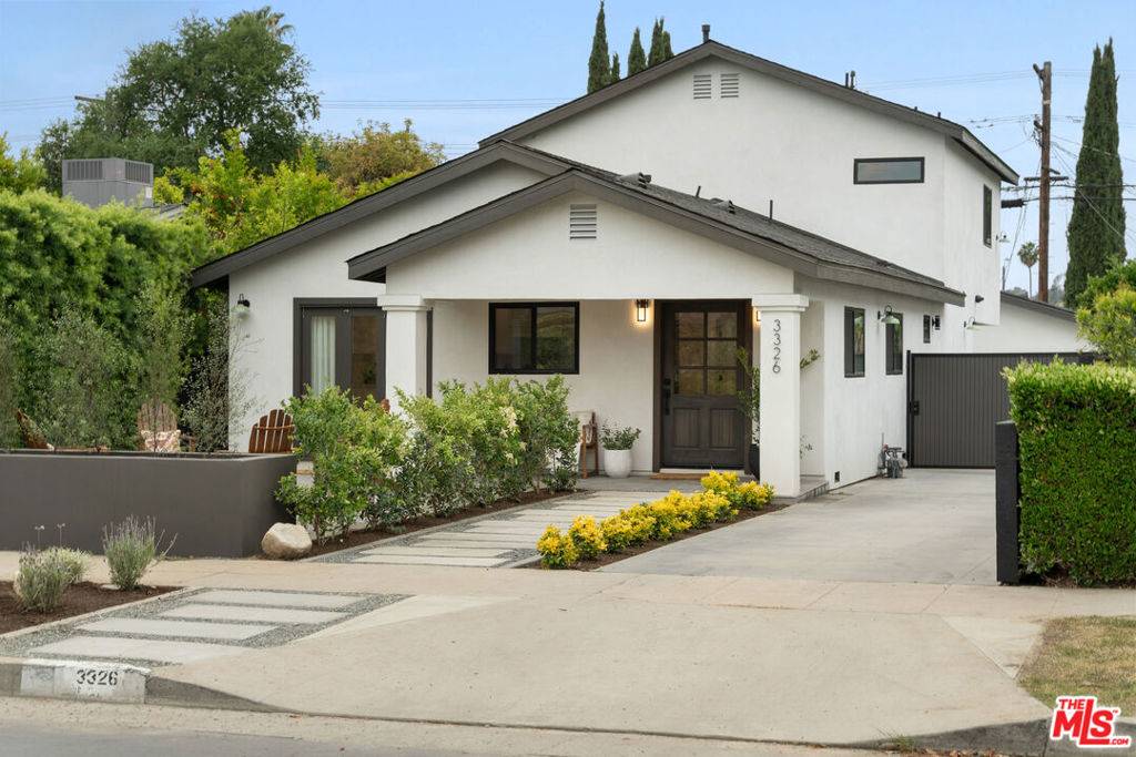 Los Angeles, CA 90039,3326 La Clede AVE