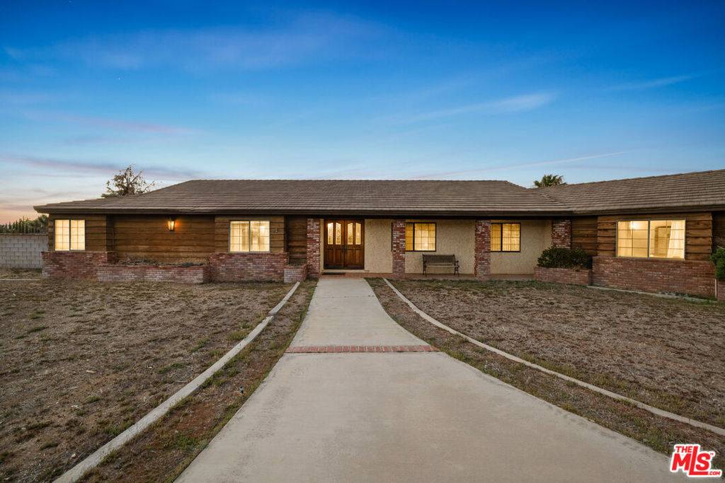 Palmdale, CA 93551,2553 W Avenue O
