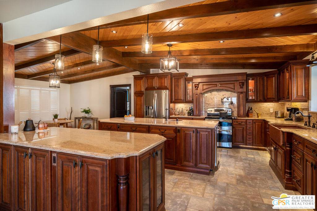 Yucca Valley, CA 92284,54045 Ridge RD