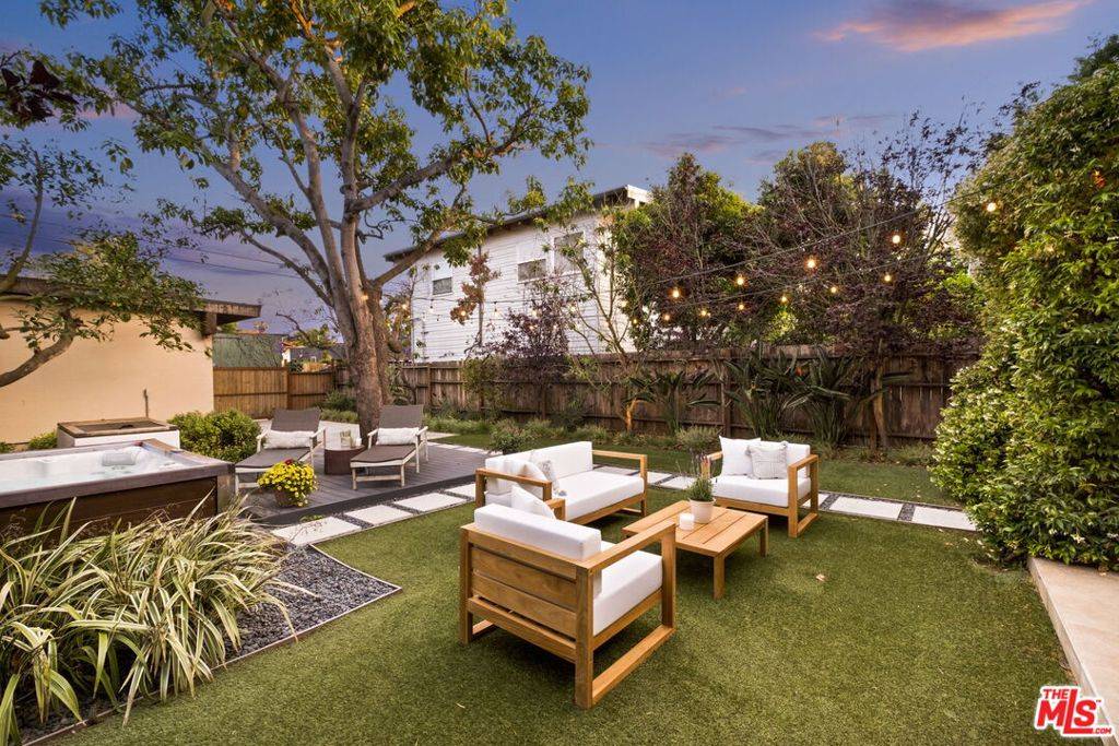 Venice, CA 90291,630 Brooks AVE