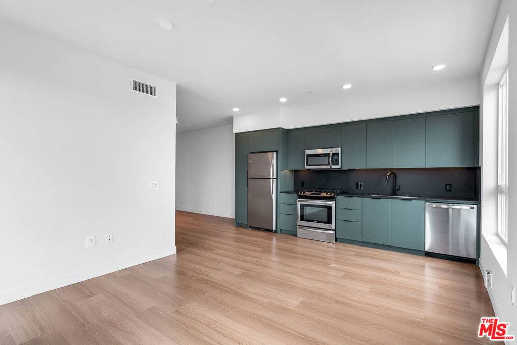 Culver City, CA 90232,10601 Washington BLVD #409