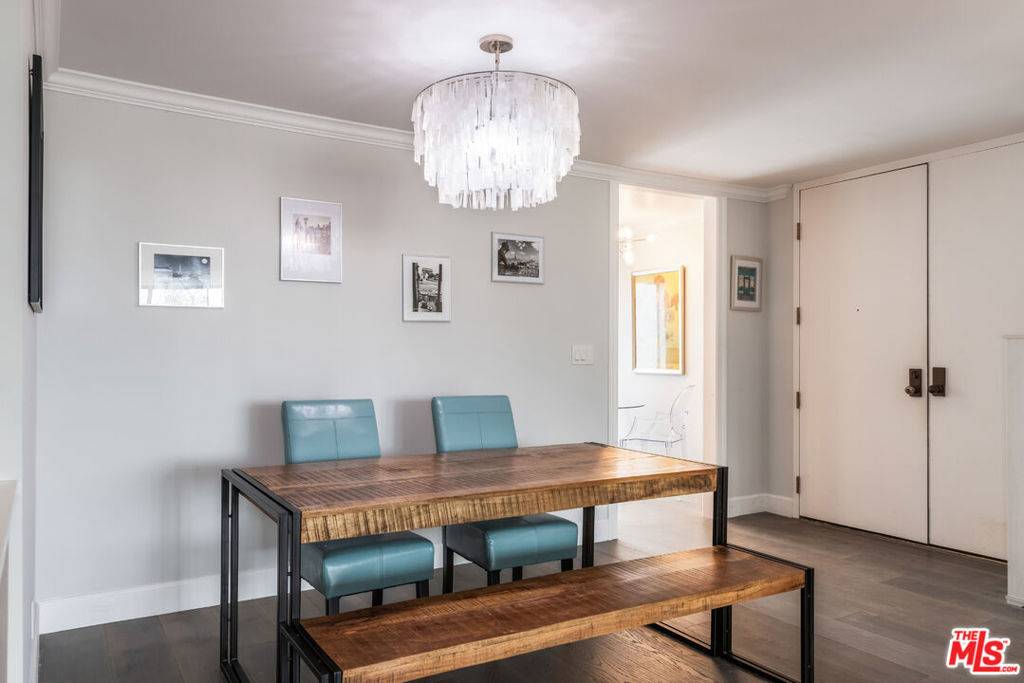 Marina Del Rey, CA 90292,310 Tahiti WAY #302