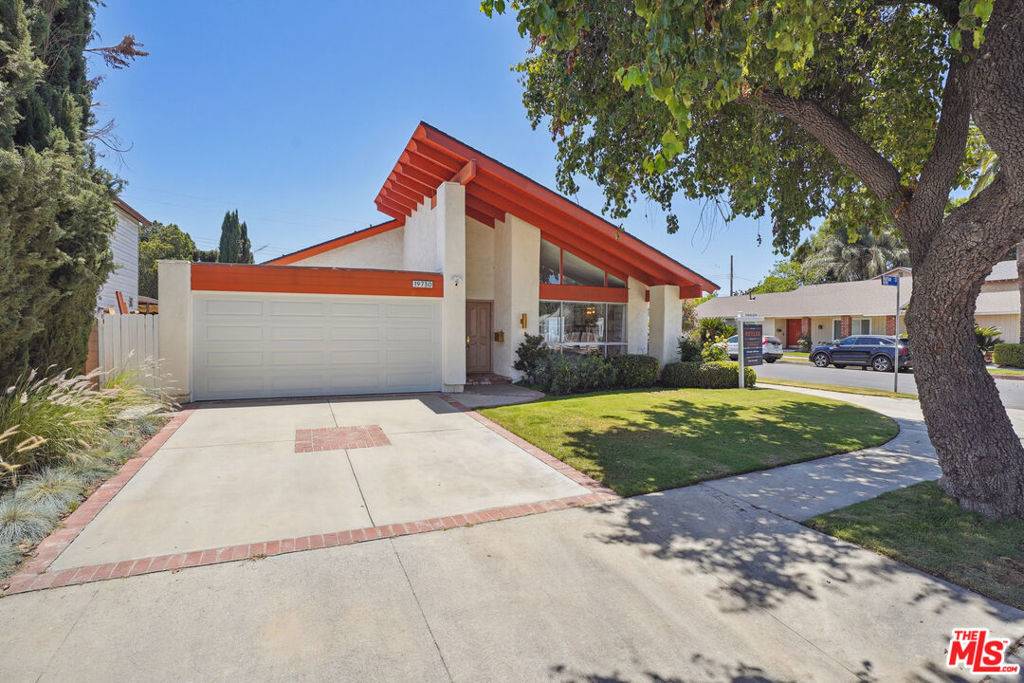 Winnetka, CA 91306,19730 Hatton ST