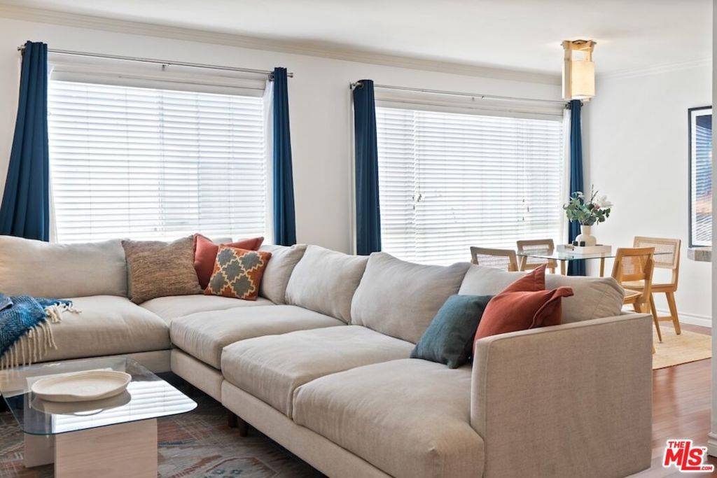 Santa Monica, CA 90403,837 Lincoln BLVD #6