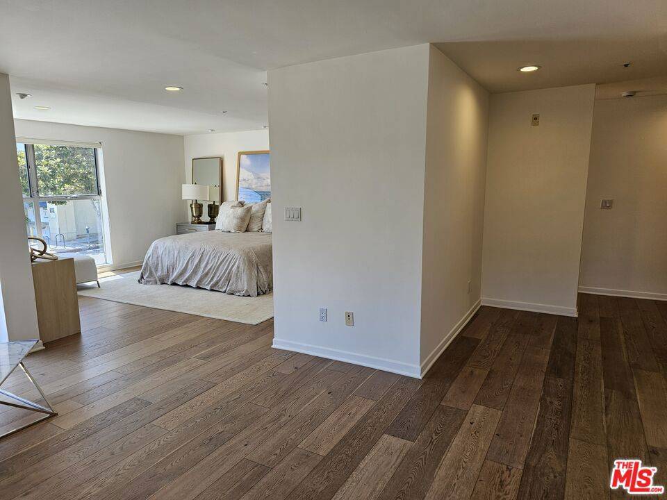 Santa Monica, CA 90404,1617 Broadway #B
