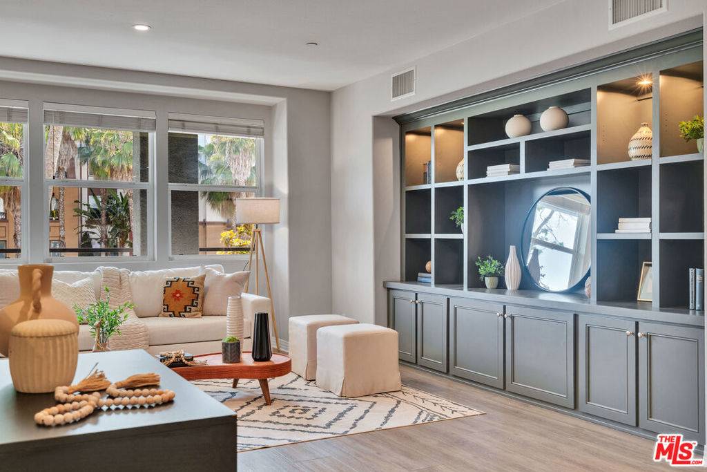 Playa Vista, CA 90094,7100 Playa Vista DR #223