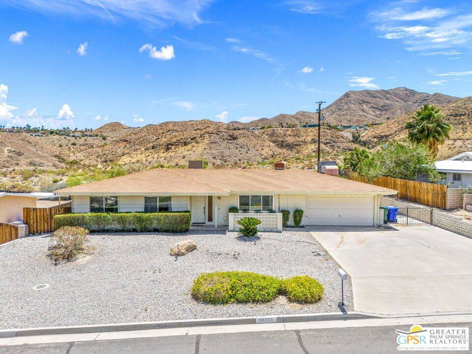 Cathedral City, CA 92234,38220 Chuperosa LN