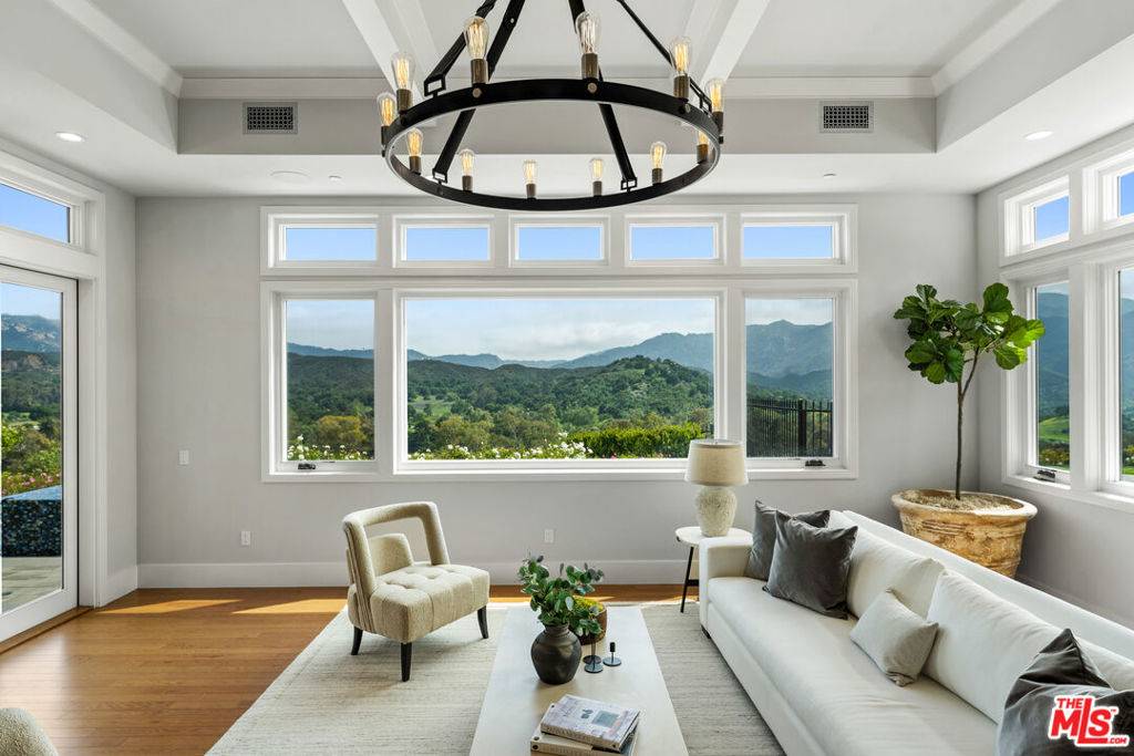Calabasas, CA 91302,26767 Mulholland HWY