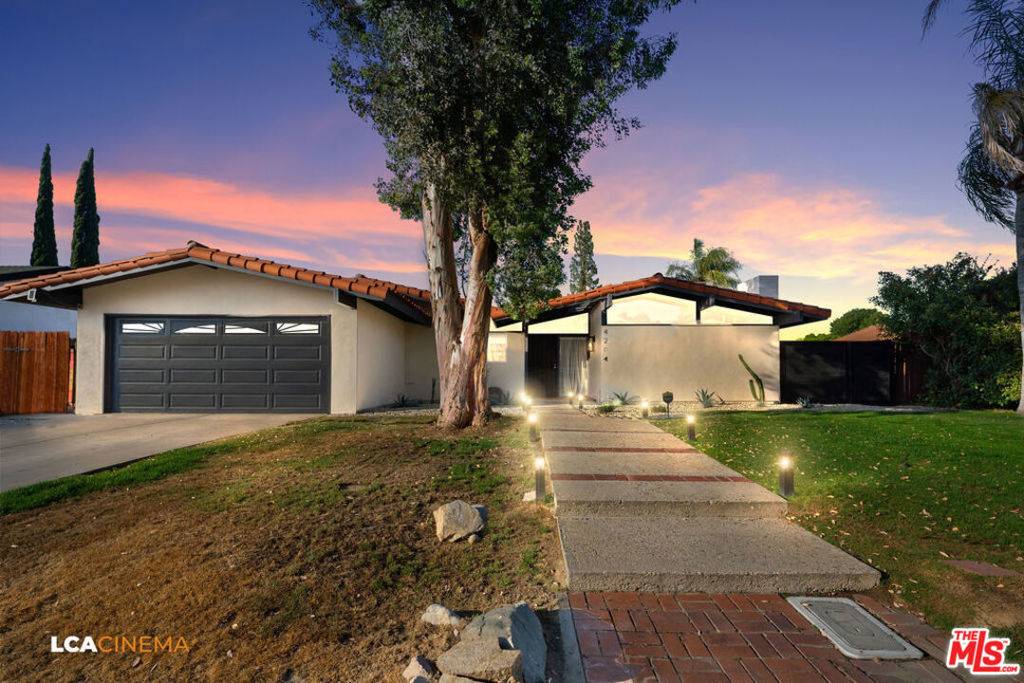 Bakersfield, CA 93309,4204 Garnsey LN