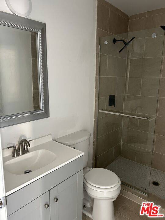 Van Nuys, CA 91405,13757 VANOWEN ST #3