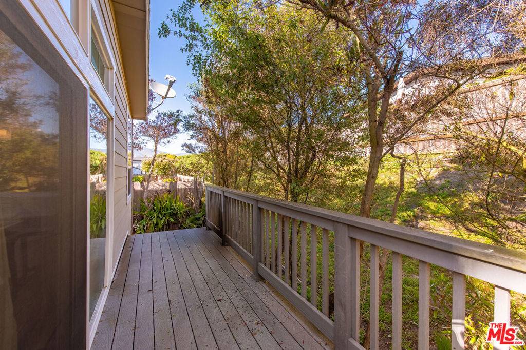 Malibu, CA 90265,29500 Heathercliff RD #16