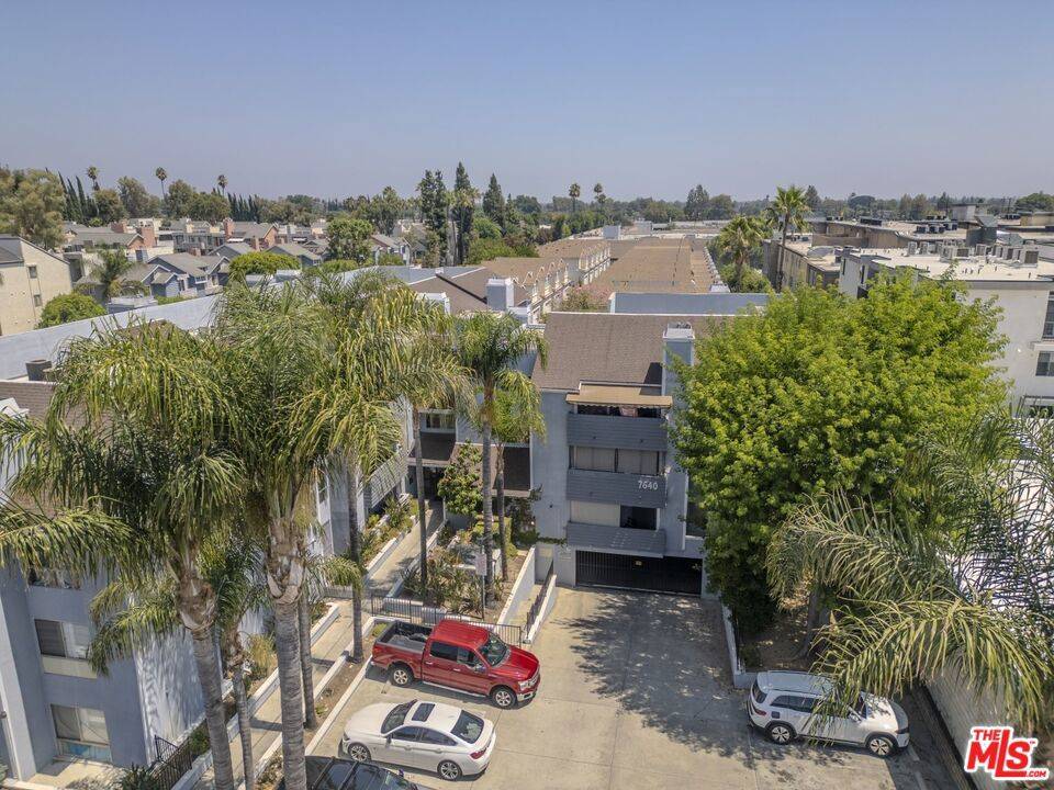 Winnetka, CA 91306,7640 Oso AVE #217