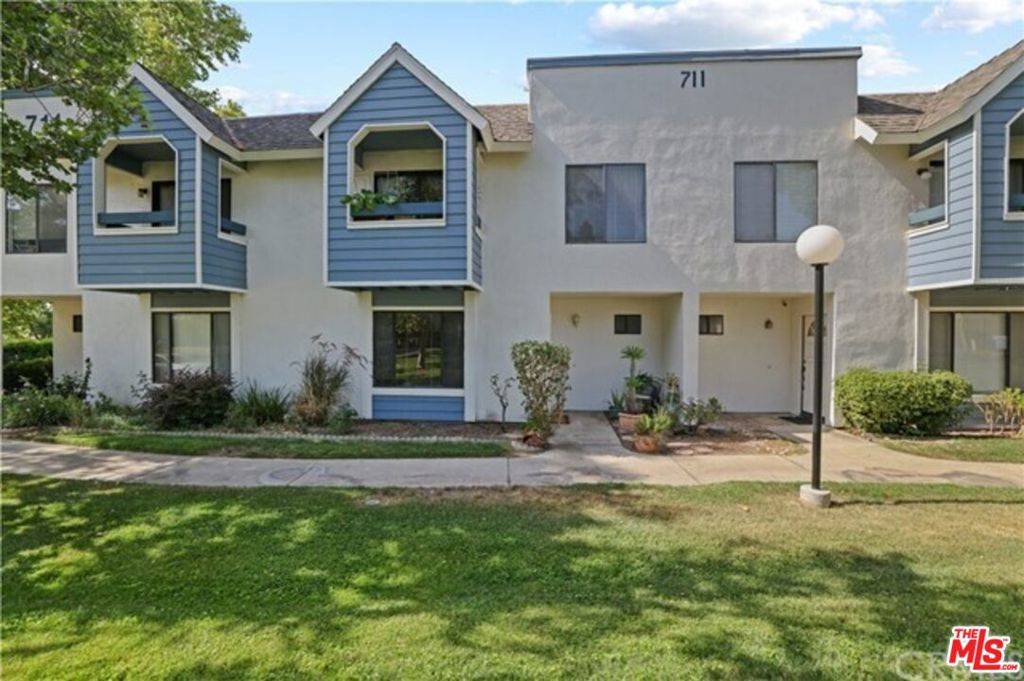 Redlands, CA 92374,711 Church PL #2