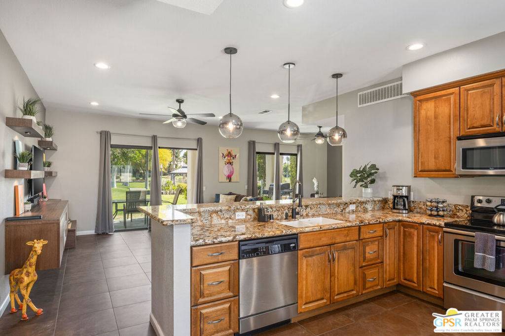 Cathedral City, CA 92234,67488 Toltec CT