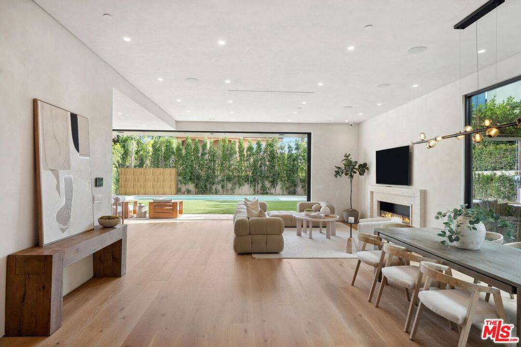Sherman Oaks, CA 91403,14718 Otsego ST