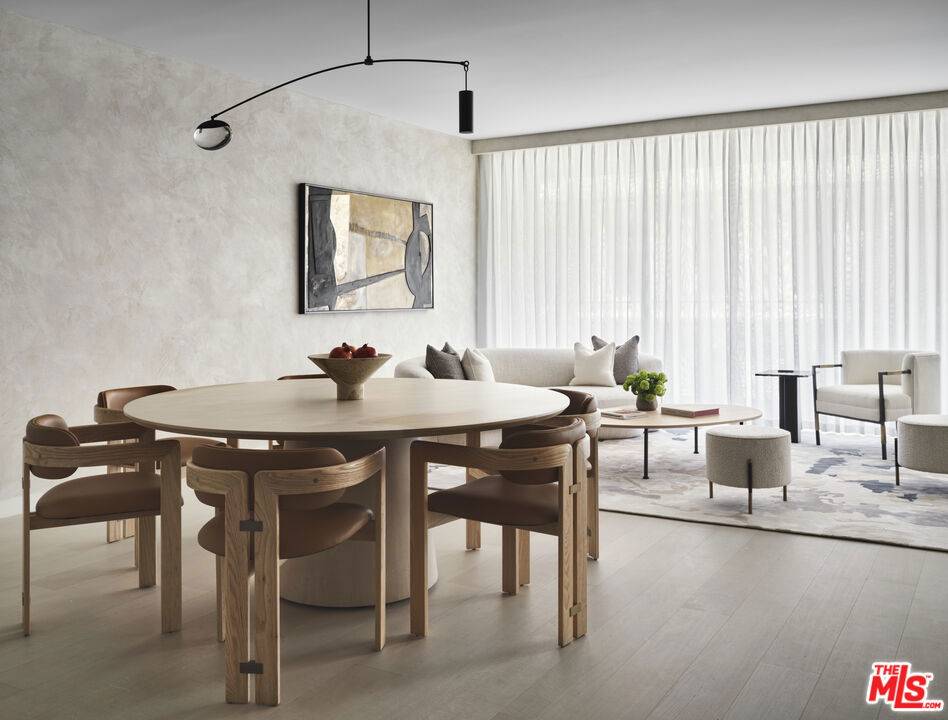 Beverly Hills, CA 90212,9200 Wilshire Blvd #203E