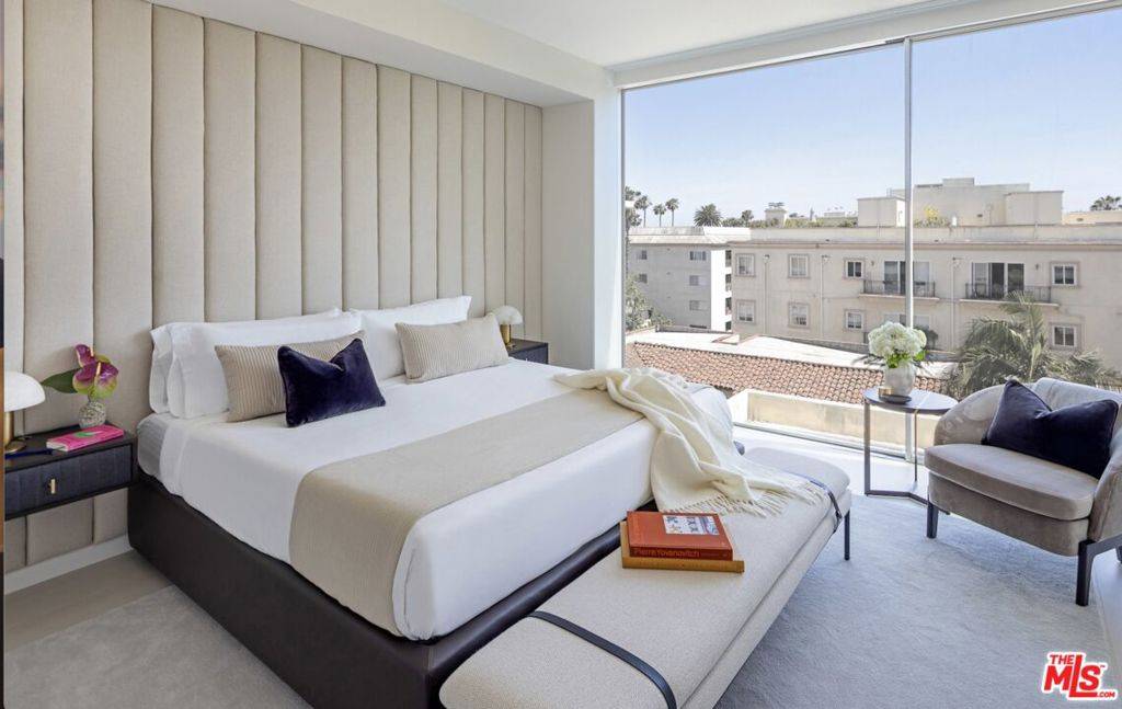 Beverly Hills, CA 90212,9200 Wilshire Blvd #406W