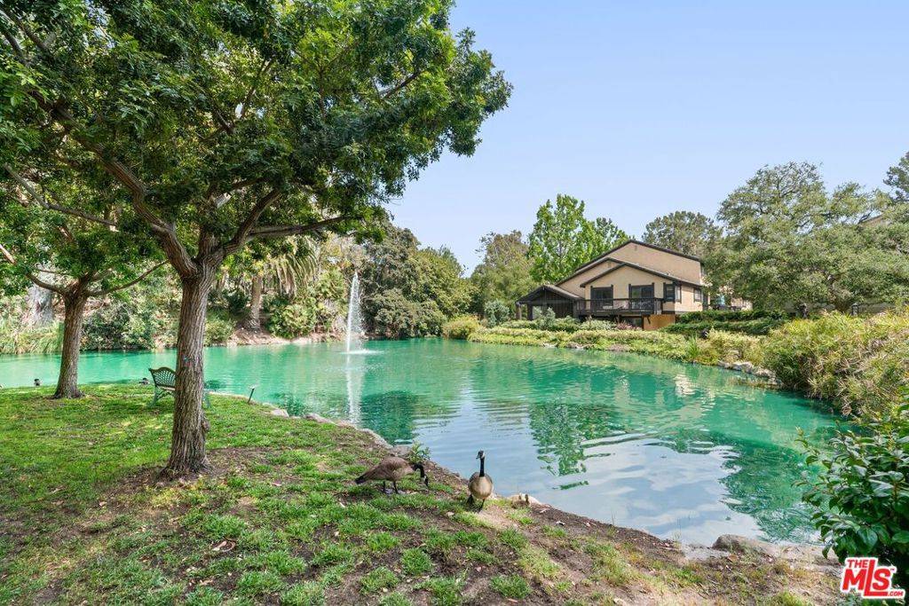 Culver City, CA 90230,7301 Raintree CIR