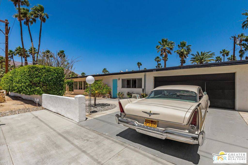 Palm Springs, CA 92262,1112 N Avenida Caballeros