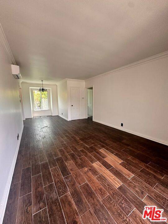 Los Angeles, CA 90004,4950 Beverly BLVD #4954 1/2