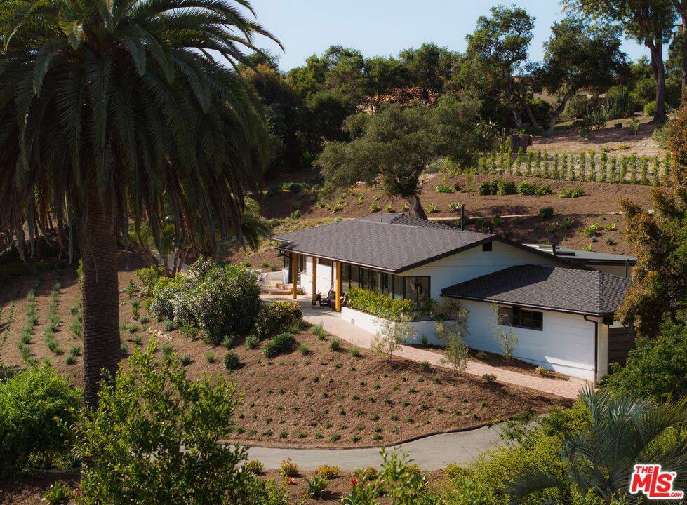 Santa Barbara, CA 93110,1060 Monte DR