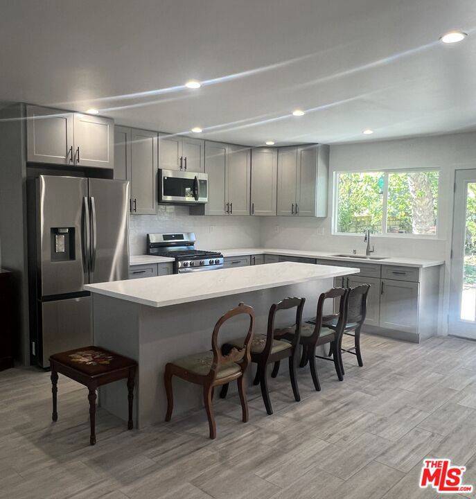 Westlake Village, CA 91362,30872 Janlor DR
