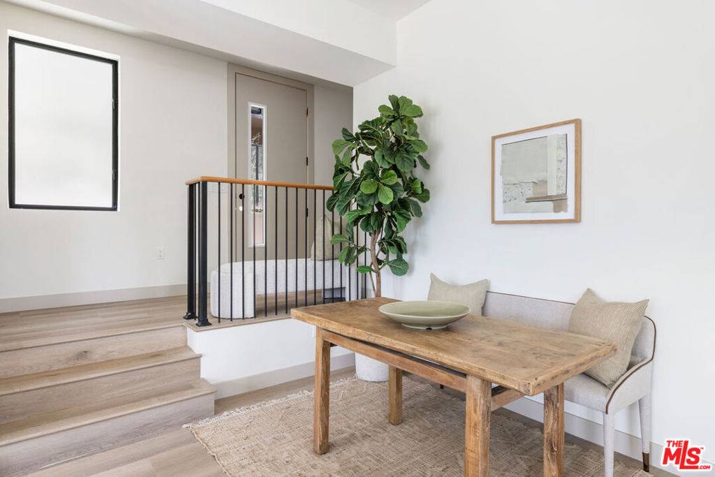 Los Angeles, CA 90042,172 S Avenue 58