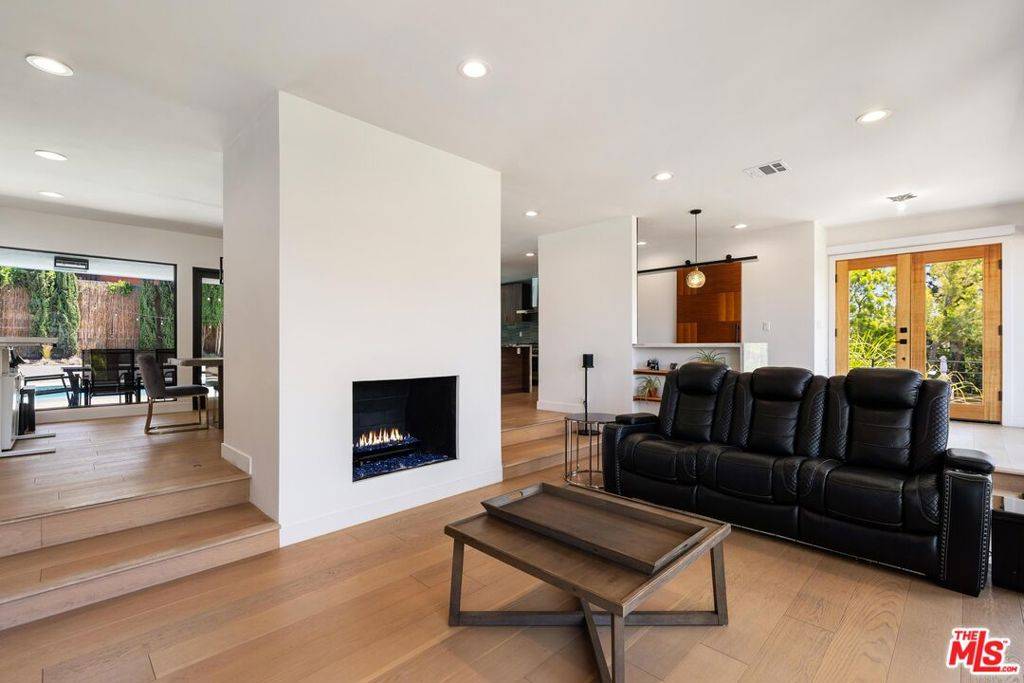 Los Feliz, CA 90027,3775 Aloha ST