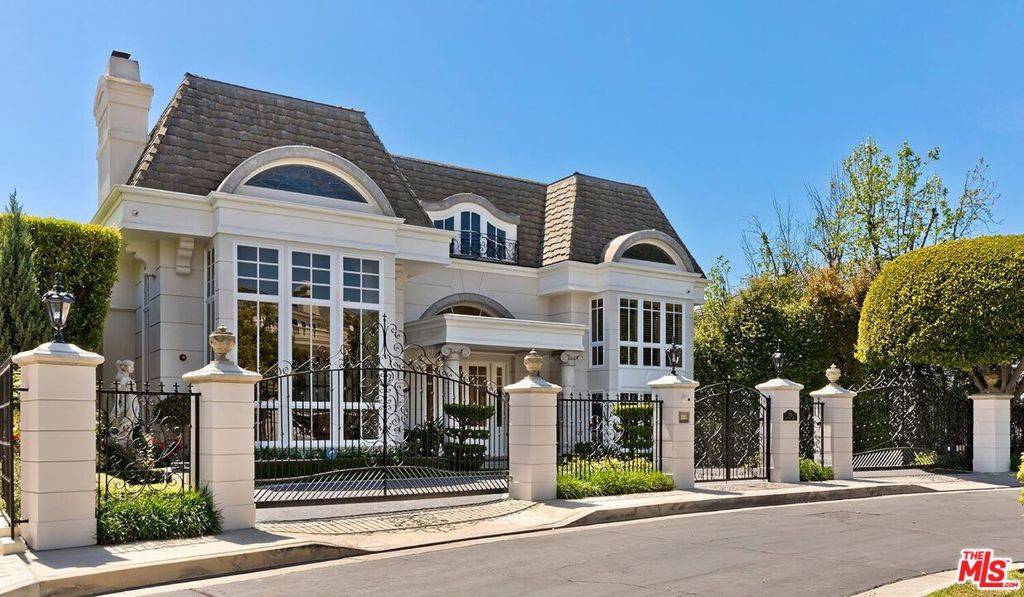 Los Angeles, CA 90077,2327 Weybridge LN