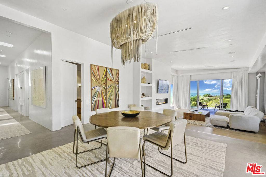 Malibu, CA 90265,5911 BUSCH DR