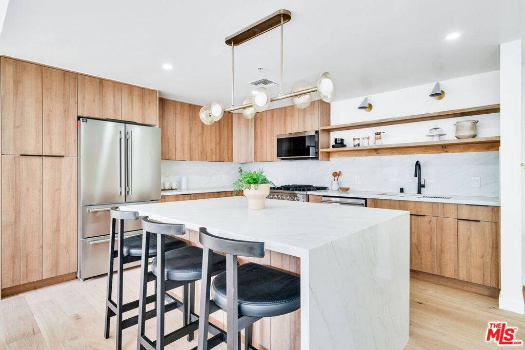 Playa Vista, CA 90094,13200 Pacific #207
